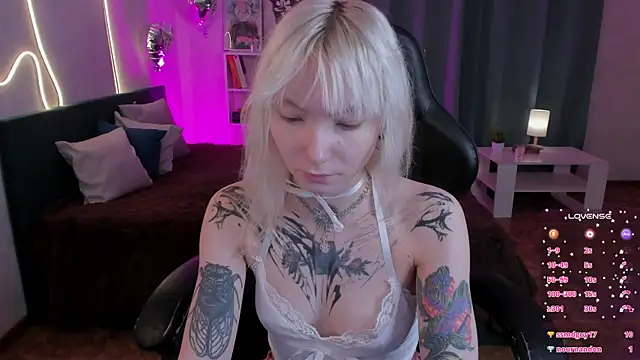 tattoo_art_baby webcam
