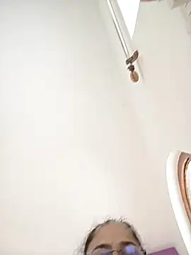NakedMILFx webcam