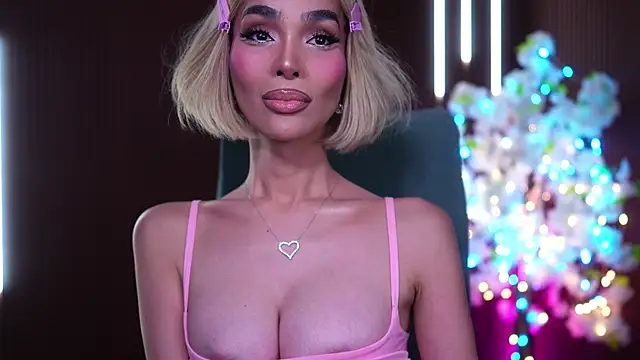 xxforyoureyesonlyxx webcam