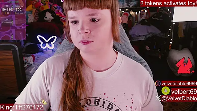 VelvetDiablo webcam