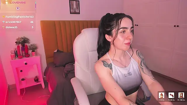 luna_tagliaferri - Luna_tagliaferri's free webcam - UK Sex Cams
