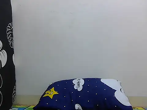 cumslut_selena69 webcam
