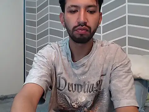 thomass1018 webcam