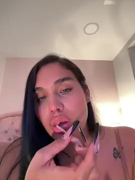 Bella__Wood live sex cam