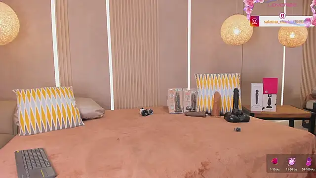 sabrina_shark_ webcam
