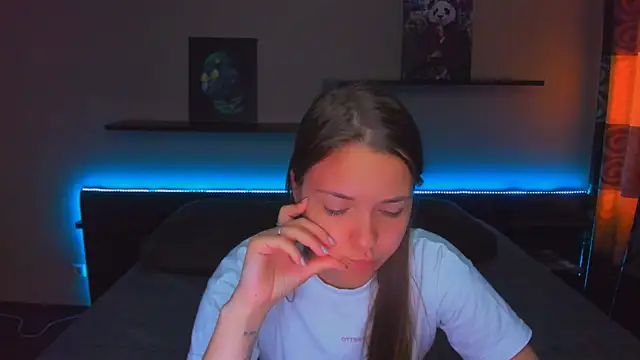 AlexaBarkley webcam
