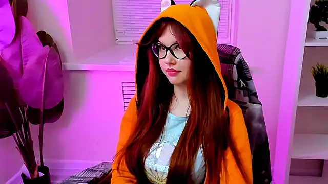 CarolGiggly webcam
