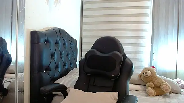 gooddes303salome webcam