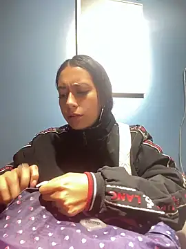 DulceLatinaxo webcam