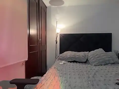 bellalane_ webcam