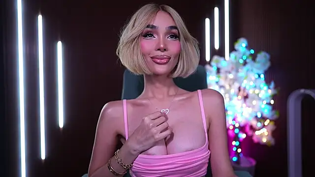 xxforyoureyesonlyxx webcam