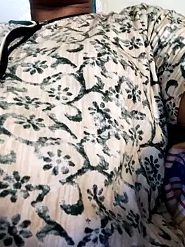 yamini1431 webcam