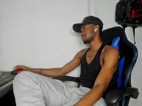 Kofi_exotic_2 webcam