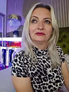 LadyTouch webcam