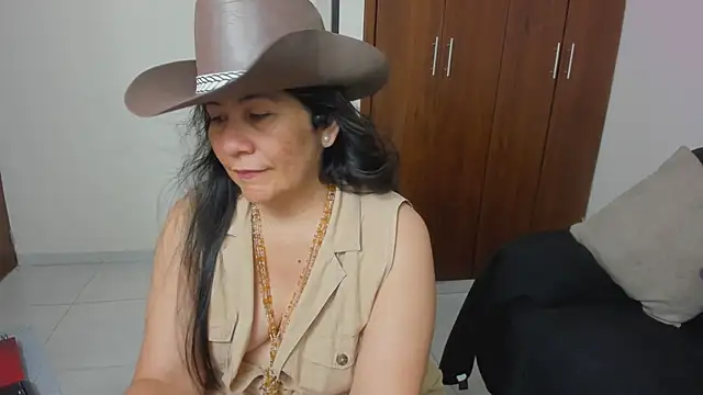 kiraGeiner webcam