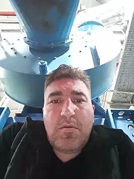 mert0359 webcam