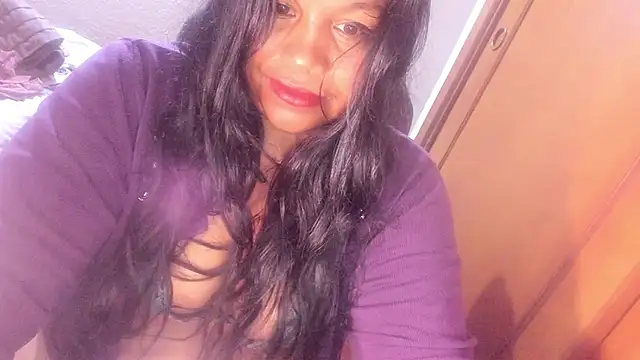 ebonycamelia