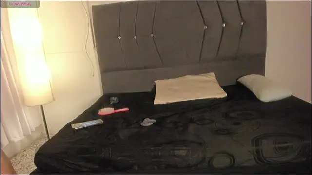 Alisson-Miller webcam