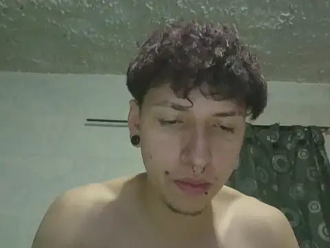noah_arker - Noah_arker's free webcam - UK Sex Cams