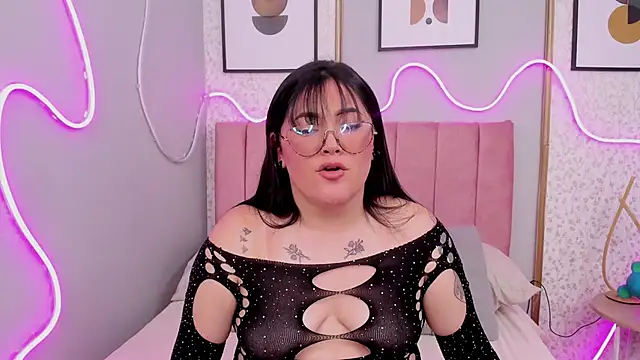 EMILYCARTERMD webcam
