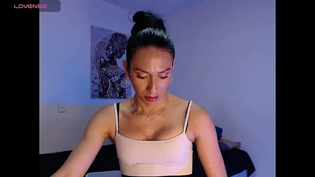 Corina_Ts webcam
