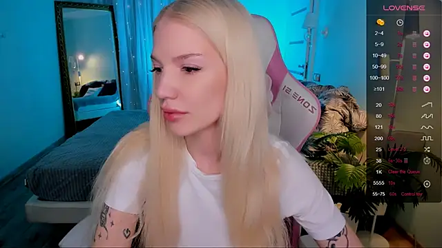 AnyaTaylor_