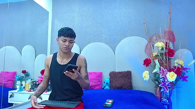 party_duo_playboy
