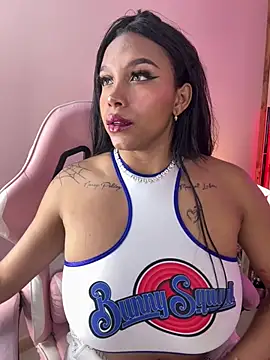 MadeleineSanez webcam