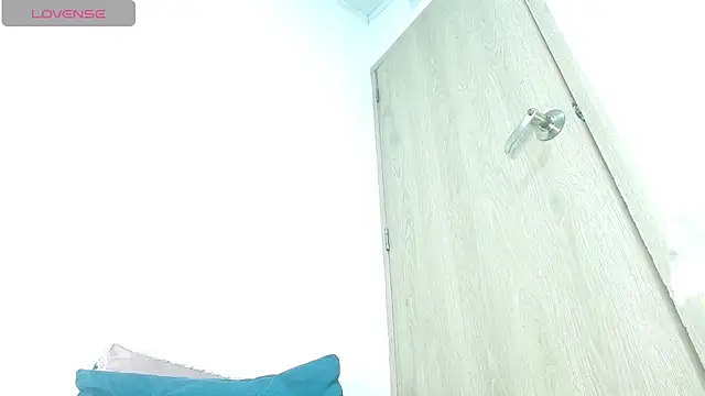 avaleri_cherry webcam