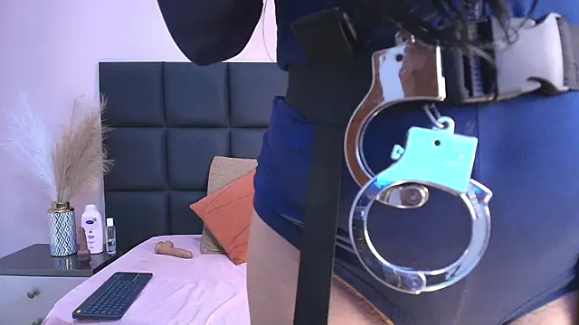 SeleneLujan webcam