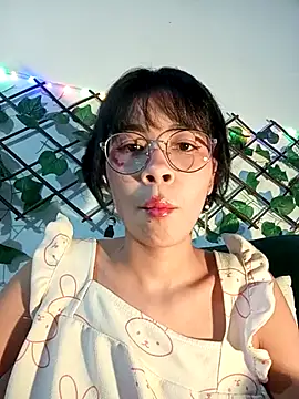 dolliette24 webcam