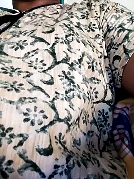 yamini1431 webcam