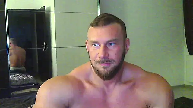 muscularkevin webcam