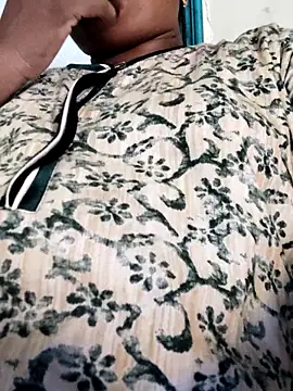yamini1431 webcam