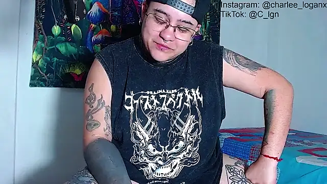 Techno_420_ webcam