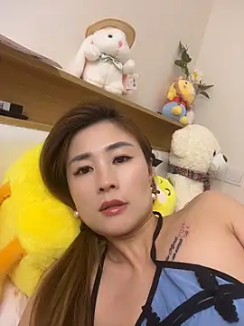 okgirl_23 (F milf) - 高潮迭起喷水🐳