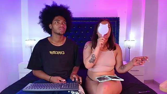 Cristal_and_luke webcam