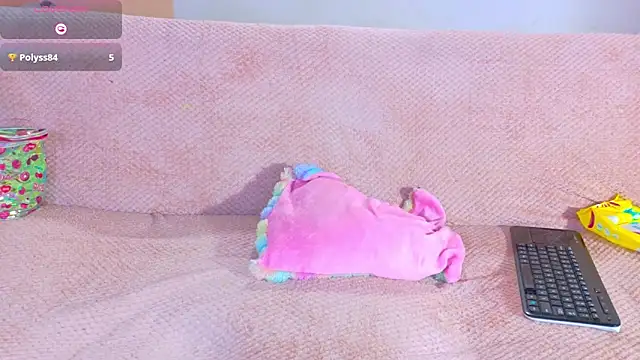 isabelle_adj webcam