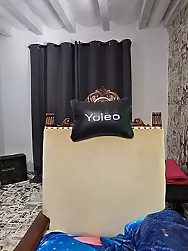 kylie_blck's room