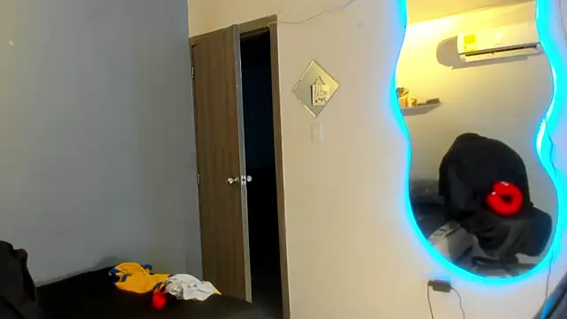 Kris_Khalifa69 webcam