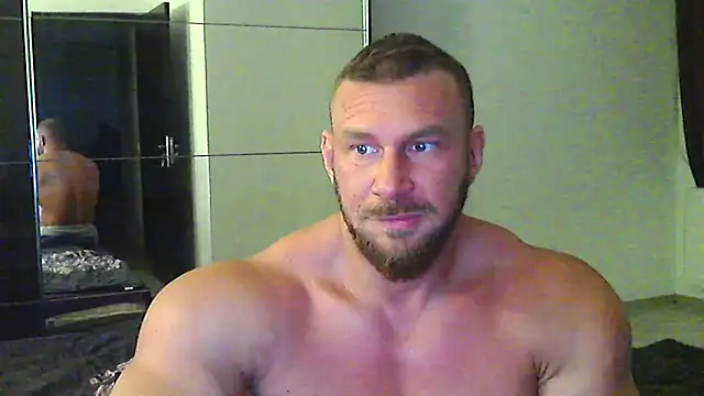 muscularkevin webcam