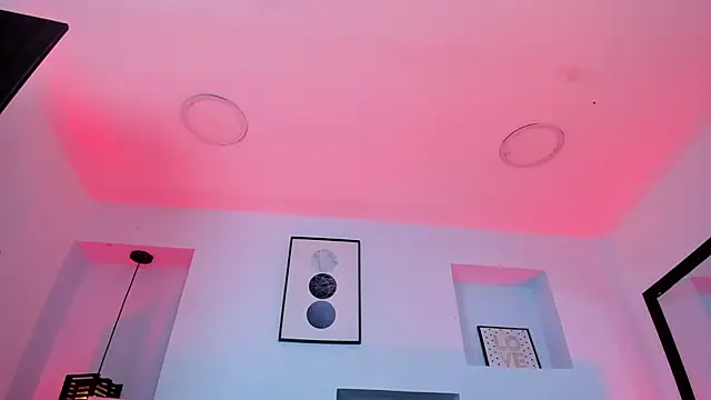 Mia_Velez1