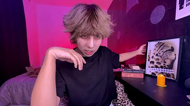 Aronn_44 webcam