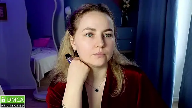 Mira_Mermayd webcam