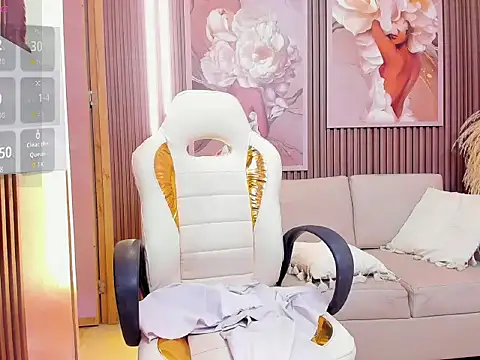 Модель: your_sissytrans