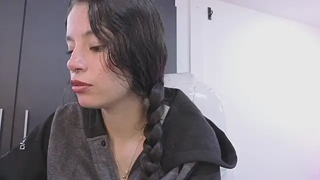 Samantha_bloww1