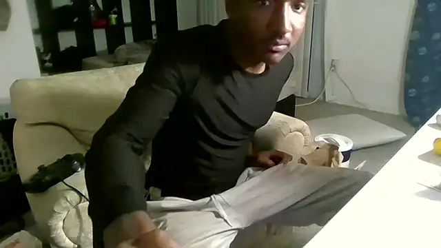 Iblackoracle webcam