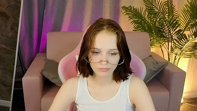 AliceJohansone webcam