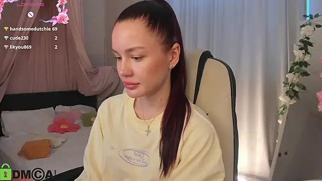 Aria_Mila webcam