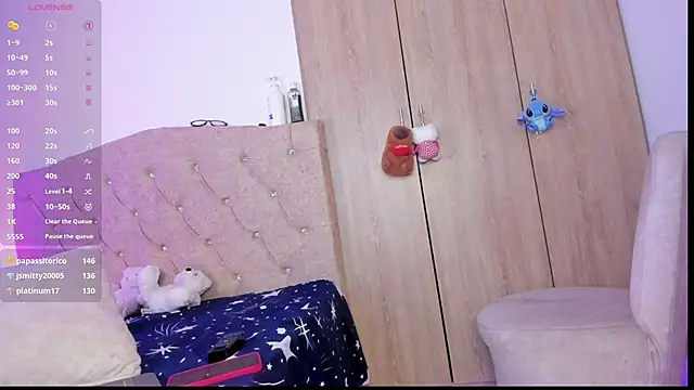 GabyHott_ webcam